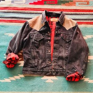 Vintage Levi’s Black Denim Jacket